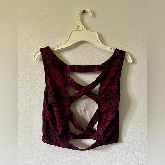 Wet Seal Aztec Printed Open Cross Back Crop Top - Small - Picture 3 of 4